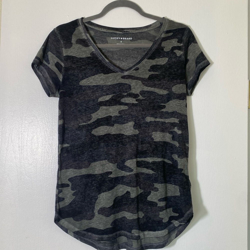 S Lucky Brand Camo T